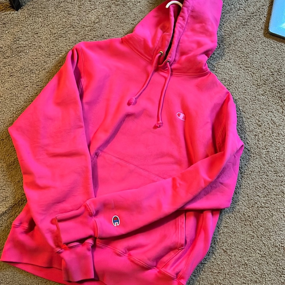 Champion Hoodie in Pink Size Medium (unisex)